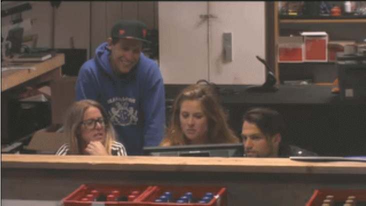 26b3bc7ab5f13b932d09561fbe1ec8f0.gif