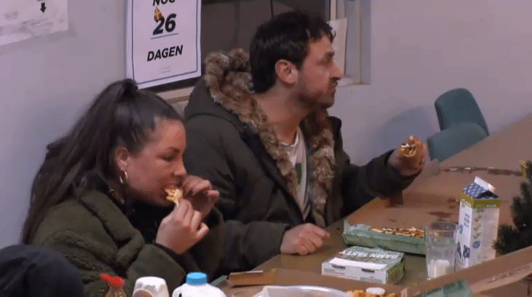 26b9862bedd3c763bc2d0ee8d7a65cfc.gif