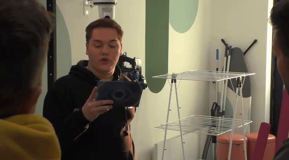 2992079fe2b027f06af2cc67ac937a27.gif