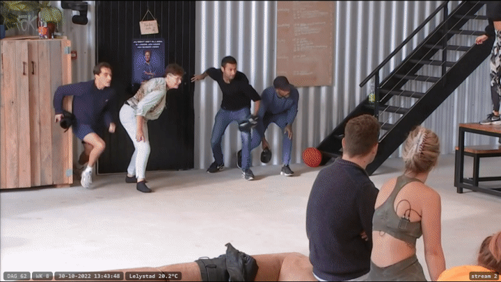 2a1f60652c27da5a41da4f73e20bc6e2.gif