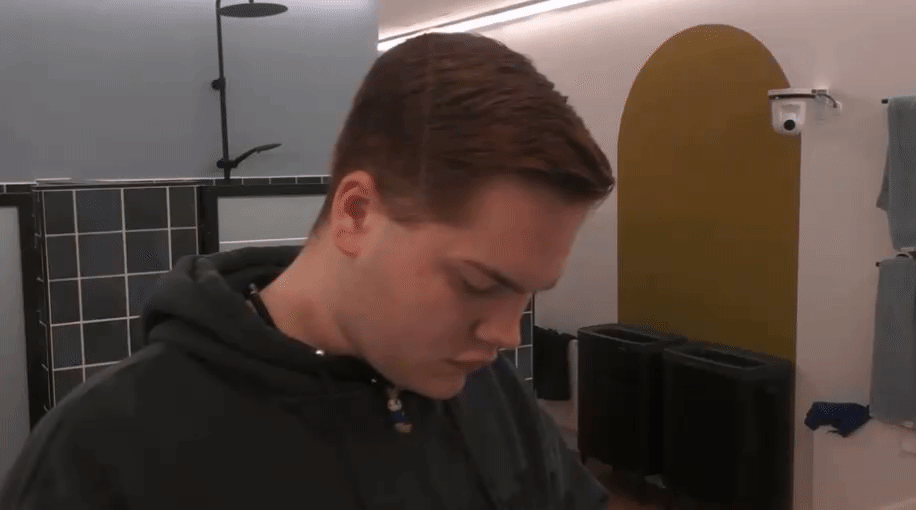 2a46b3f6b7c912cbc9e440286f5c771f.gif