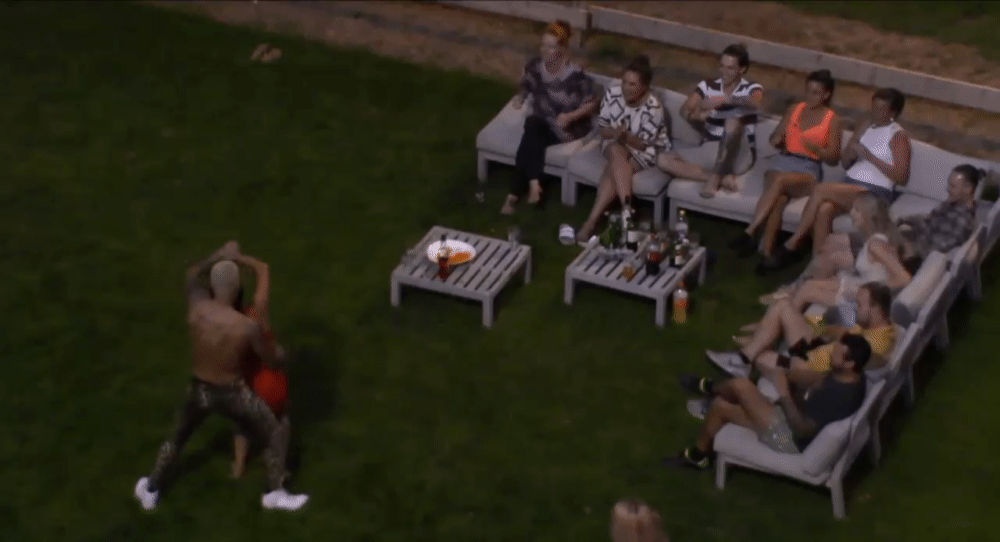 2a5d04fb6ec249022789c563644a29a0.gif