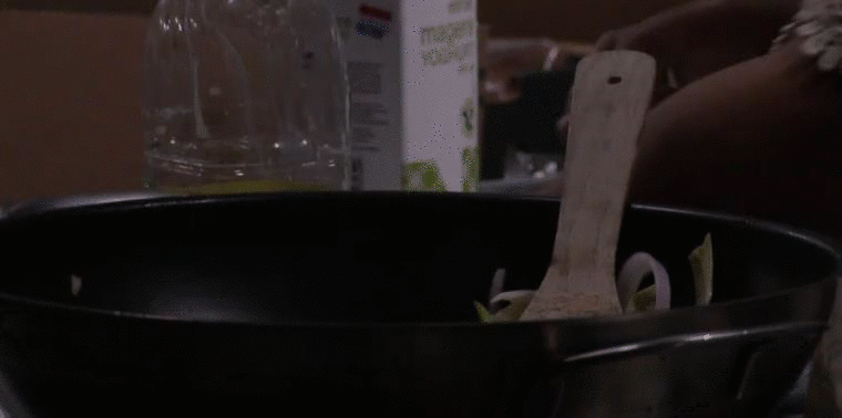 2c01f8064ed92f7446d4a52b73f73658.gif