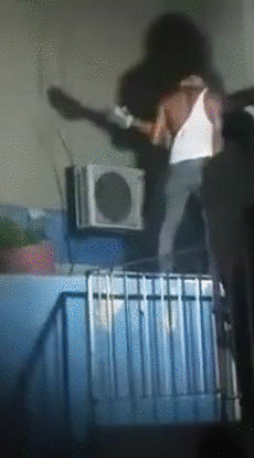 2c1319c9a04e73cc86945c124179cf61.gif