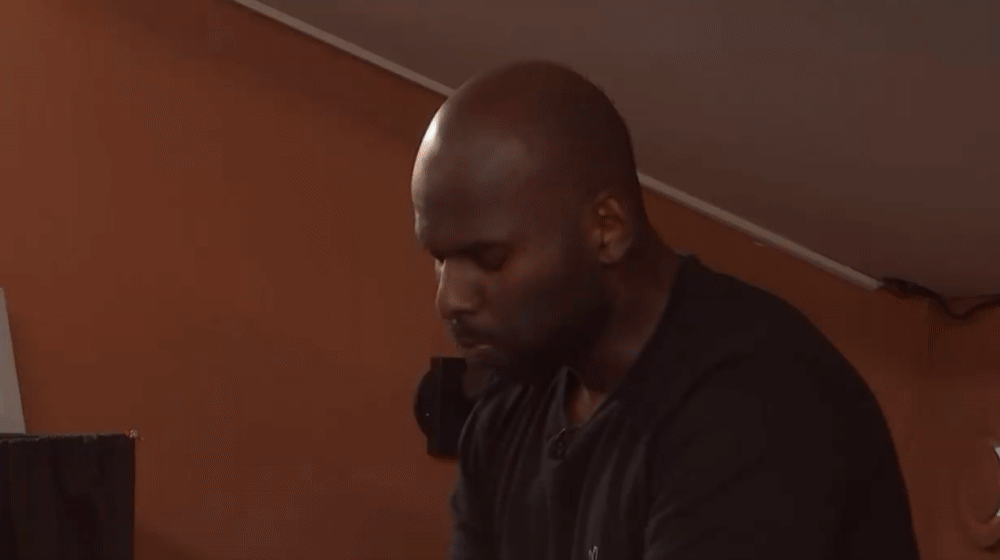 2d040672e5fef913bf69dacbac76fdbb.gif