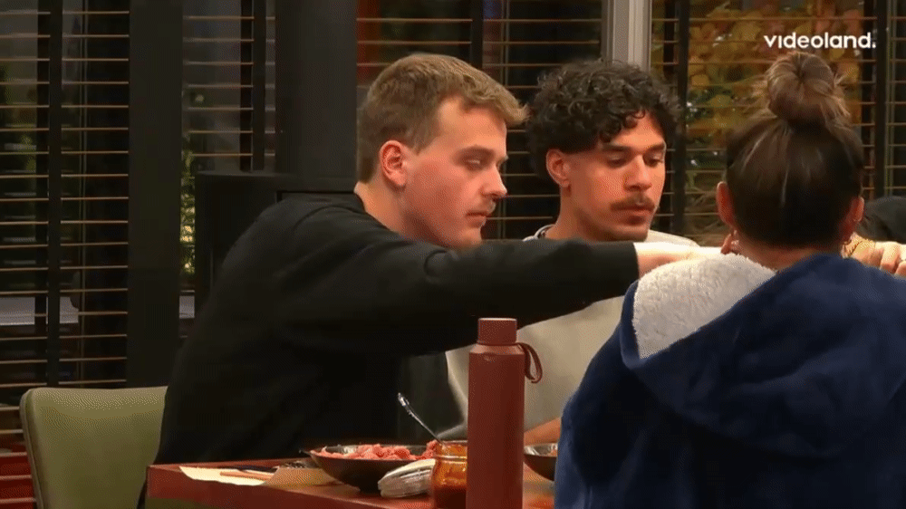 2ef46b1d3663b1d49068c01113813623.gif