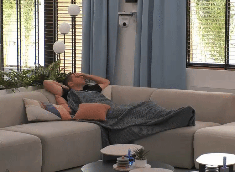 2fe996245a89826b8dbf9ee73ebf5821.gif