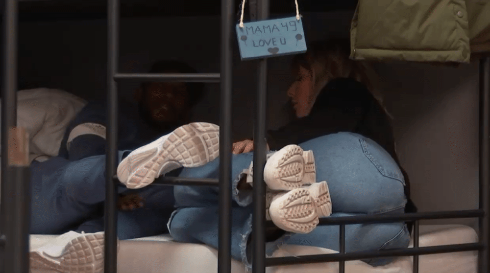 31a64d260113d0a43198179625f2e2e1.gif