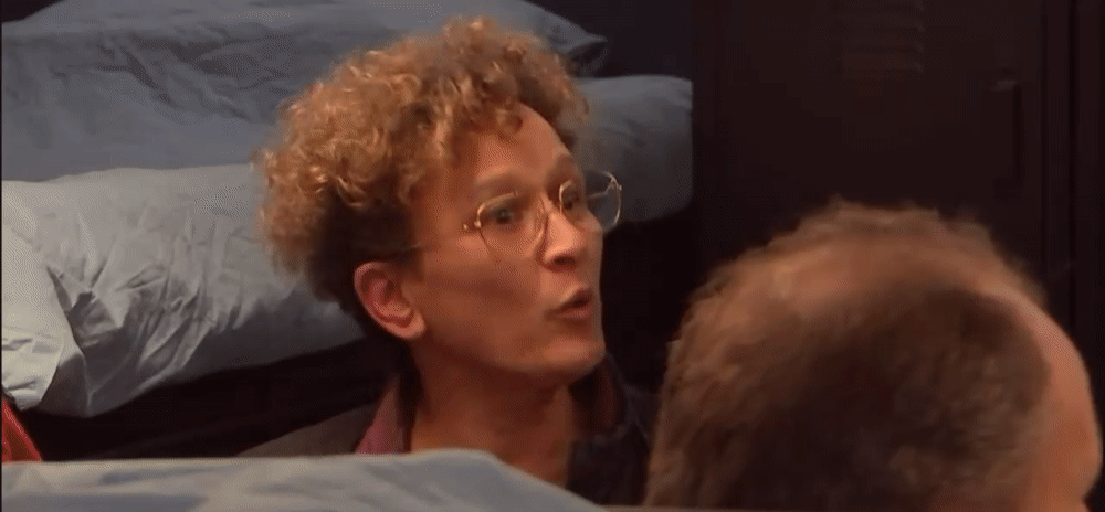 3202e7e2950c21d959ea06a04ea069e7.gif