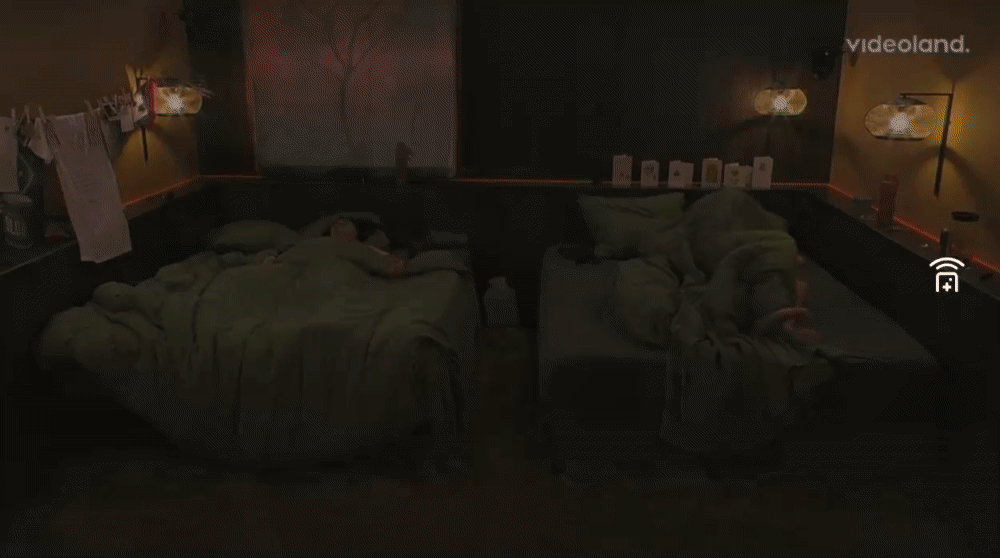 325aad78f918722f4b0e3993877b9858.gif