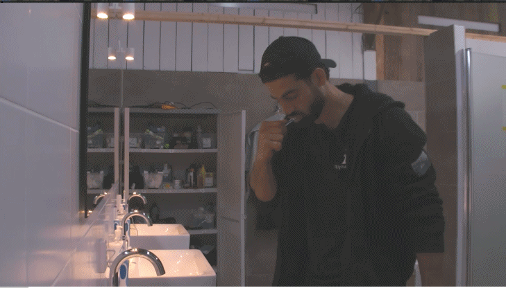 33094ff5e0b33a5978d986dc63810931.gif