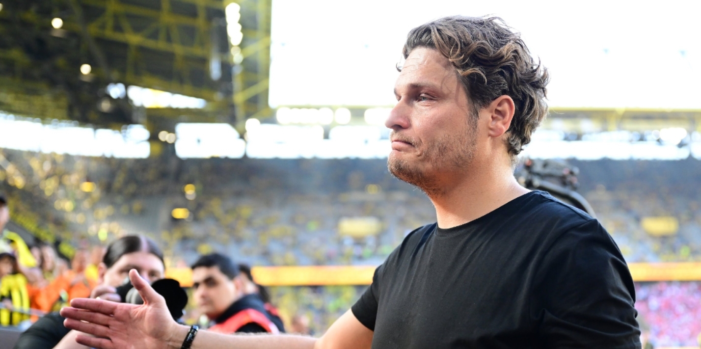 Edin Terzic kon het zelf niet droog houden toen hij zijn excuses aanbod bij Die Gelbe Wand na het mislopen van de titel in de Bundesliga met Borussia Dortmund