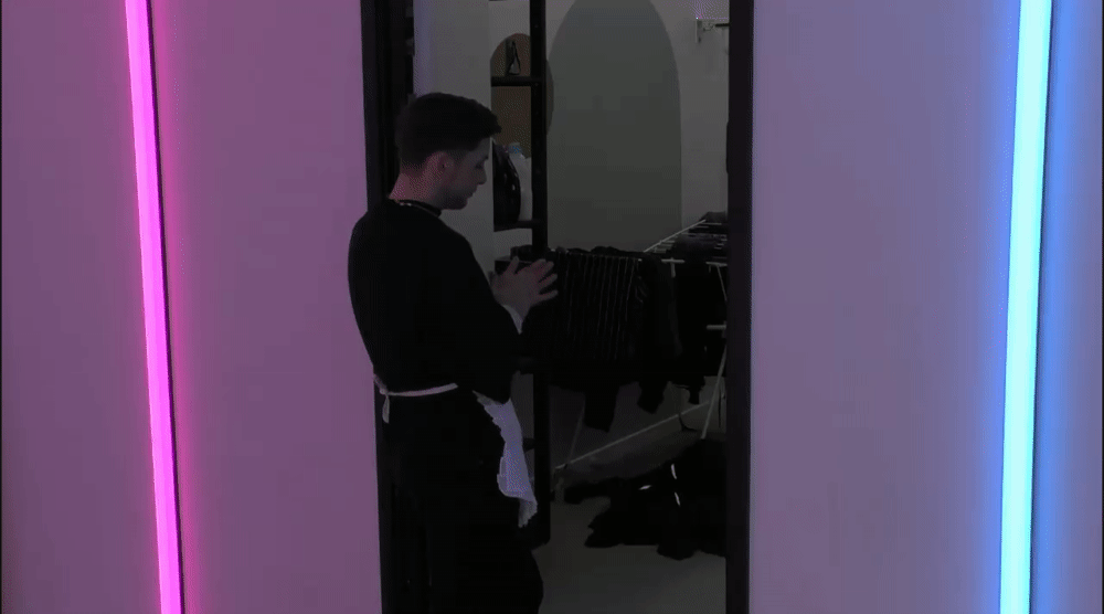 39bf5d829a9a71b0eab0a6fbbb8ef28f.gif