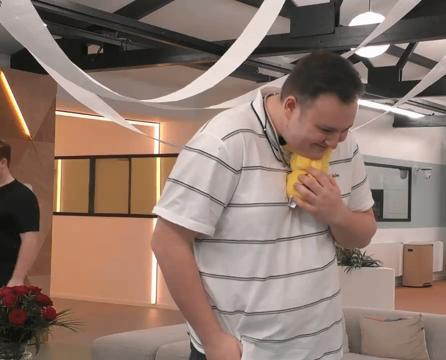 3b7edf248983ea692d7ac8a3fb946997.gif