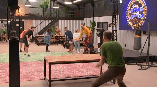 3d931a5ce5c8236bf783f790b313535d.gif