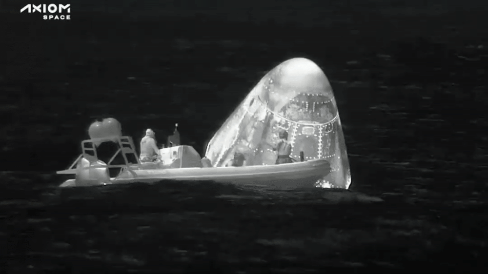3e7799a5c60682fca428823732fe2f04.gif