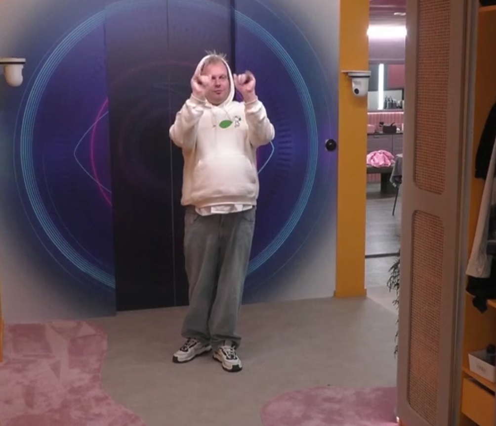 3f2abe17a2be015c0cc1adea52530838.jpg
