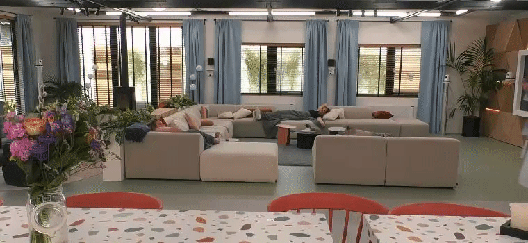 3f7f89b2cefe7dc4de0731271a3a68f9.gif