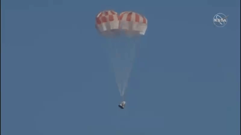 40761d3b6c43e480460a1548306a013f.gif