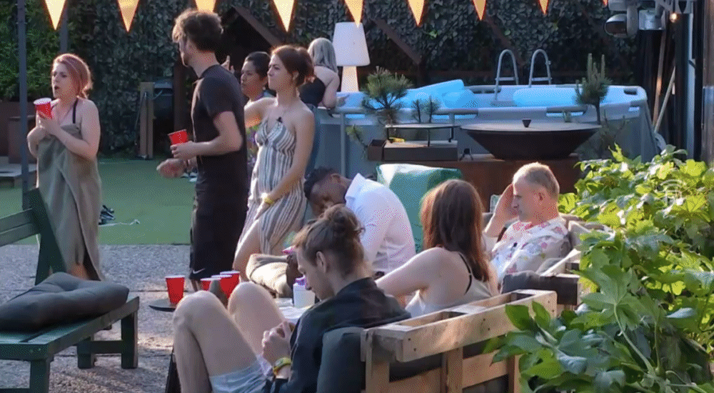 415247c1088bba1e23cd3b6c044dedc3.gif