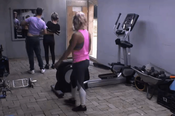 42794fcad6c42eedca8b47c7db57d951.gif