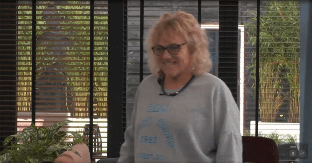 42ec99889801de772d9262a8987886c9.gif