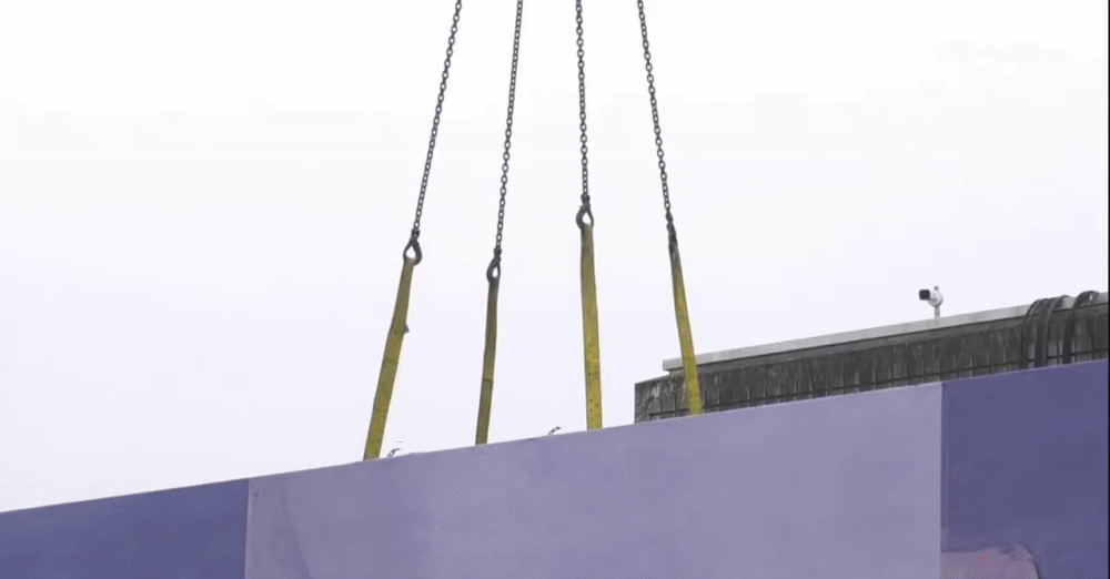 480db732312873cca957d203c898a015.gif