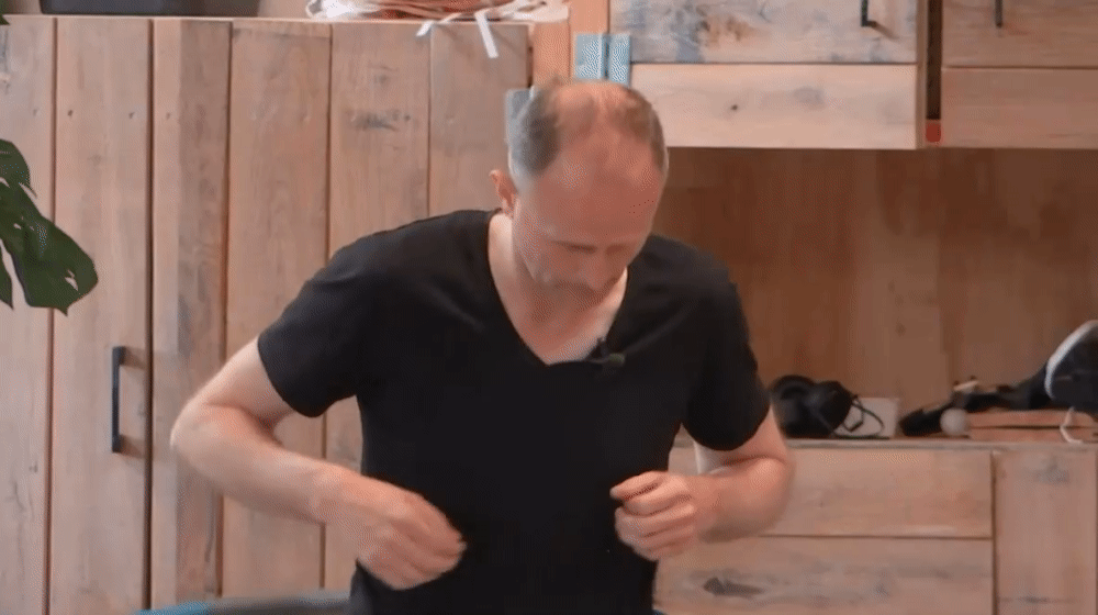 493db37528603bd43dd70b15d55e01f2.gif