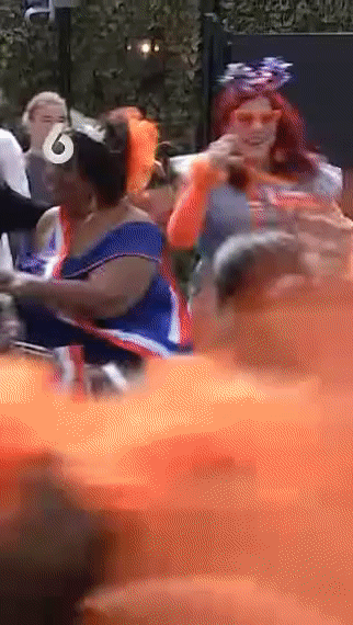 49d3c2fef2b90040a2d10a2f5867237f.gif