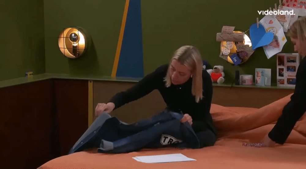 4afdd38f83e47d1ff93b0e56dd77e2c8.gif