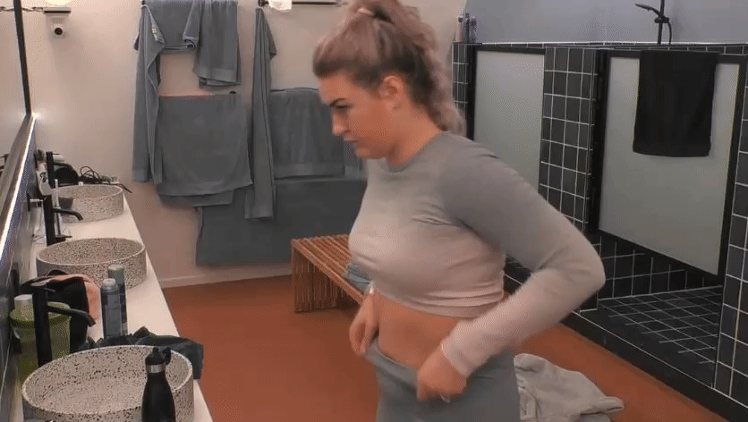 4cbc5f5a43a8711b3f5a14a1b6780a04.gif