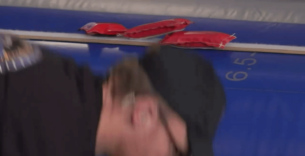 4d4edd8f093378d68095d61da643b94e.gif