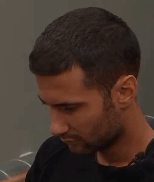 4de1e7a4b920a5702b6a44574a2f982a.gif