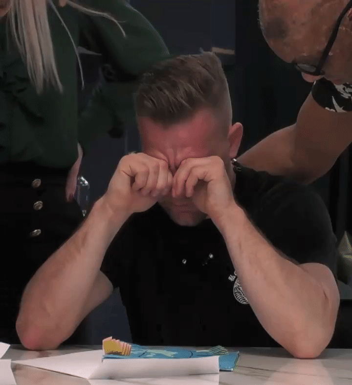 4ef720aa4f0dd9df043ec0ea20fe2ff7.gif