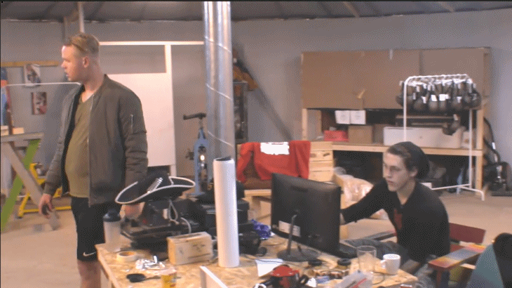 4f2534034cb33dd39f0b1fb52423078e.gif