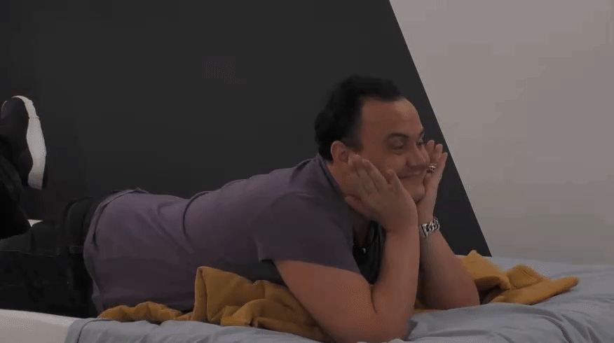 502178af54d44a8130daa85a77ec111f.gif