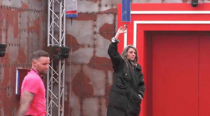 512c93697c34730ee34b5a3c25ce18e0.gif