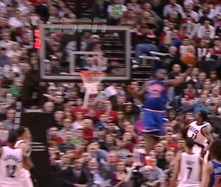 [Highlight] Sharpe can't finish the lob because he jumps too high and