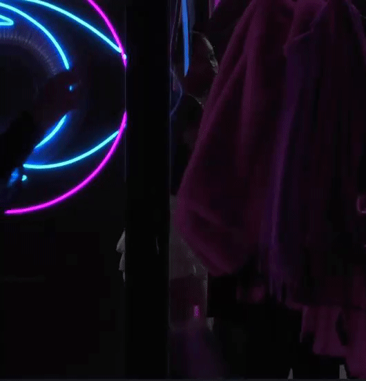 5396f6ad7c88e63c510aca1f4aba0457.gif