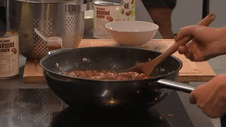 571349fe6102df6cca40ea63b658852f.gif