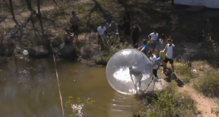 5a5b80956586082a6f25740571c7968c.gif