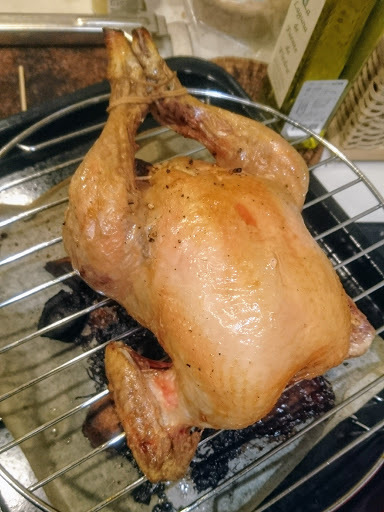 [写真]丸鶏のローストチキン