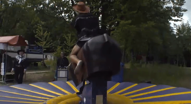 5d96a1bc69343d57d8a247b618de295c.gif