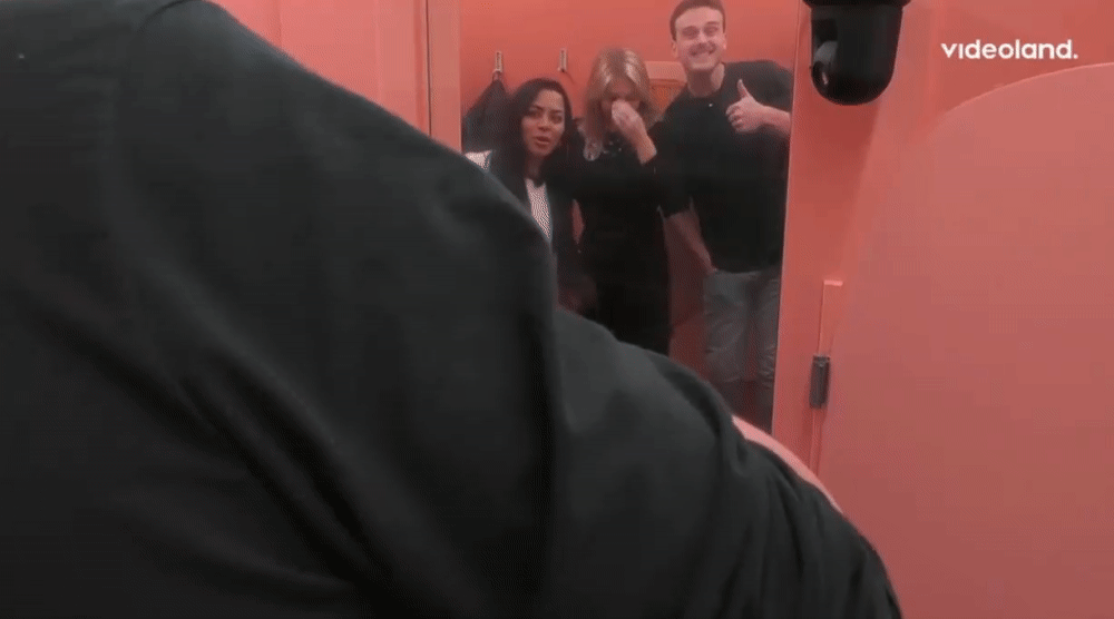 5efe2e737cbc1cd65f25426b4092bf78.gif