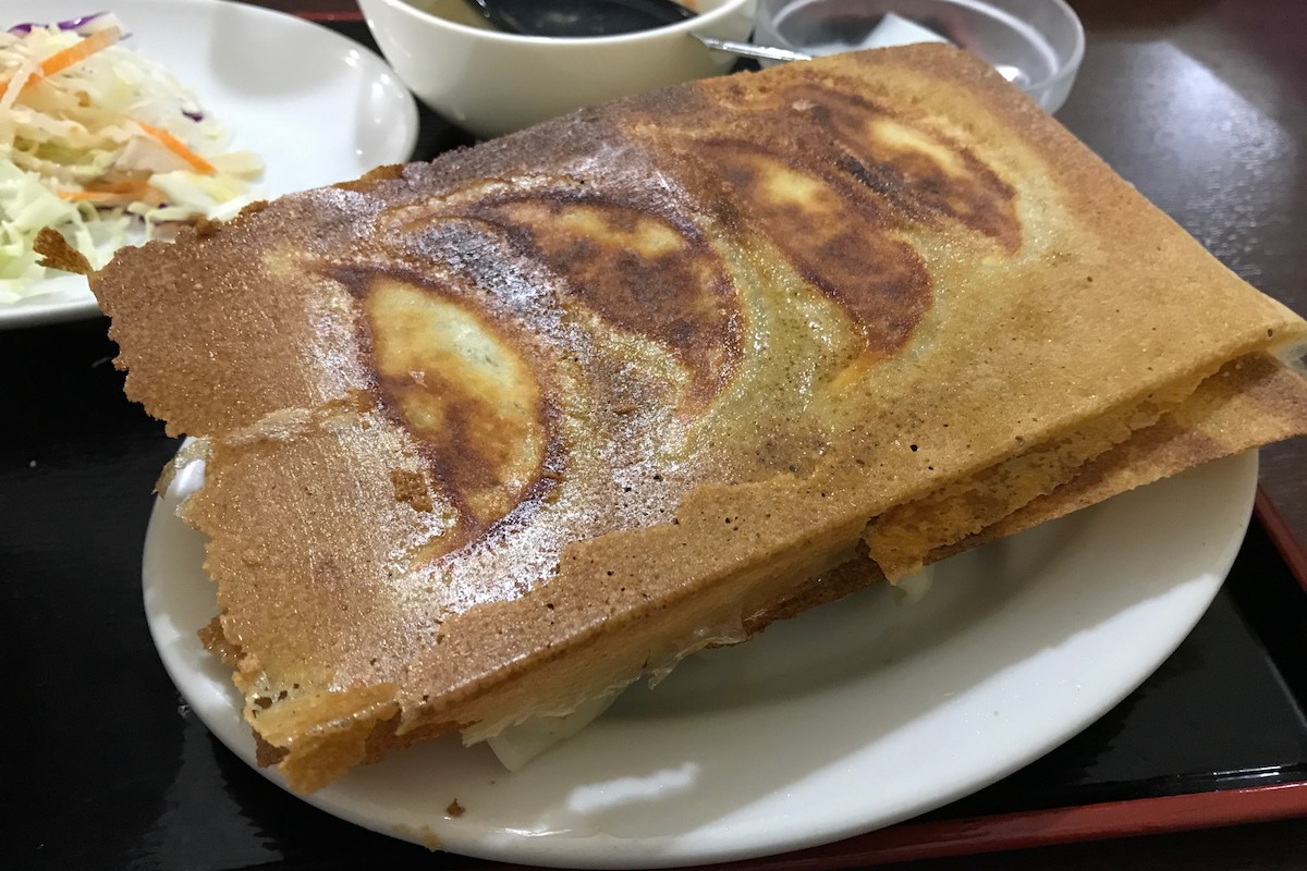 閉店 川崎 歓迎 のランチ 羽根付き餃子定食で肉汁に溺れる 川崎 蒲田おすすめグルメ