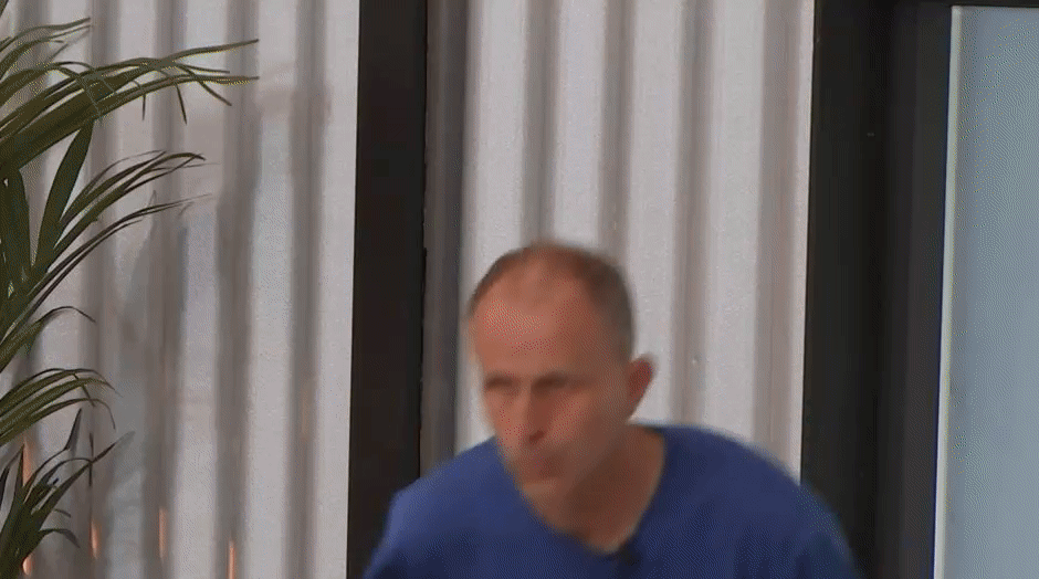 62725cf98f32e1f853063c436fa06afe.gif