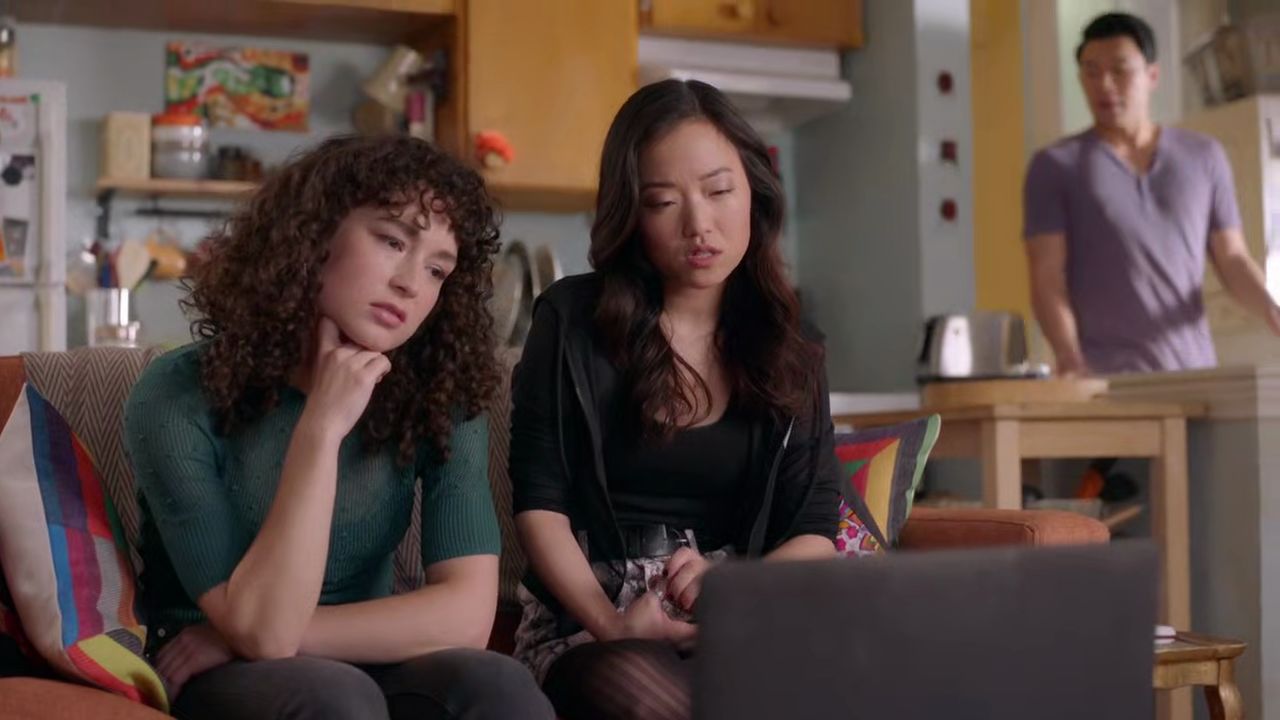 Couch Surfing Online HD Subtitrat