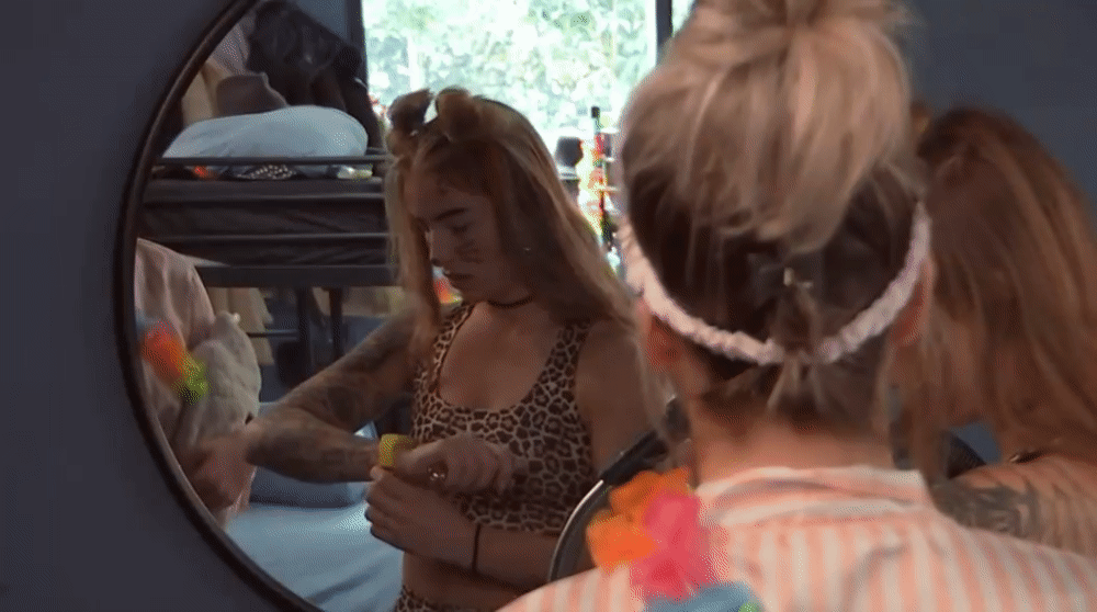 6339a02f452f295d7ed7147cb206575d.gif