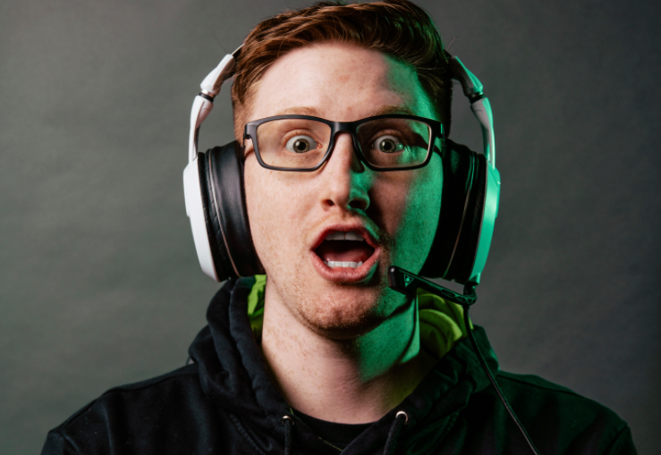 Oakley signs Scump to continue foray into esports.