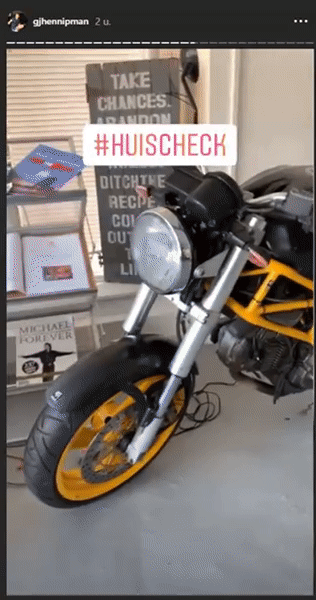667d022cea8dd0d34954ab64a4192e8b.gif